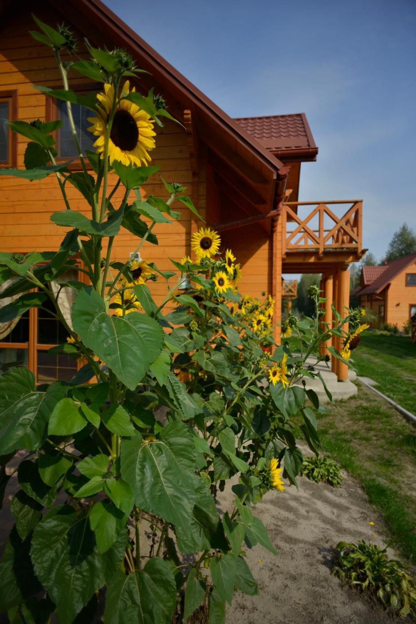 Osrodek Wypoczynkowy Ranczo Hotel Okuninka Exterior foto